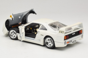 Ferrari F40 ホワイト Bburago 1:18 3332-W4 メタル - 画像 5/8
