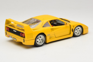 Ferrari F40 イエロー Bburago 1:18 3032-Y1 メタル - 画像 3/8