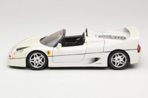 Ferrari F50 カブリオレ ホワイト Bburago 1:18 3352-W1 メタル - 画像 4/8
