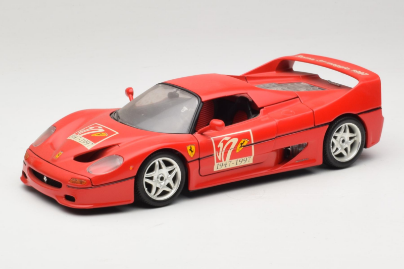 Ferrari F50 クーペ #50 50 Jahre Ferrari レッド Bburago 1:18 3352-P2 メタル
