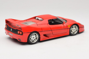 Ferrari F50 Coupe レッド Bburago 1:18 3382 メタル - 画像 3/8