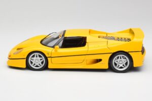 Ferrari F50 Giallo Modena Maisto 1:18 F50001 メタル - 画像 4/8