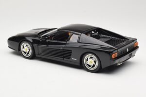 Ferrari F512M ブラック Hot Wheels 1:18 23922 メタル - 画像 7/8