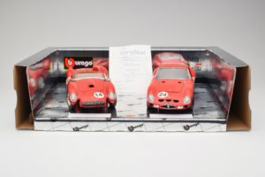 Ferrari Gift Set 250 Testa Rossa & 250 GTO レッド Bburago 1:18 GC002 メタル