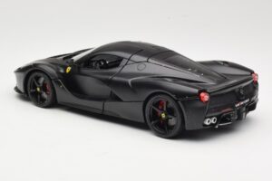 Ferrari LaFerrari F150 Matte Black Bburago 1:18 18-16901BK メタル - 画像 7/8