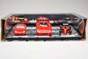 Ferrari Promo Set F40 550 Maranello Scuderia Ferrari F310 F1 1996 Bburago 1:18 FERRARI001 メタル