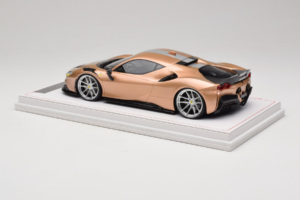 Ferrari SF90 Novitec ゴールド シルバー ストライプ IVY 1:18 REMC028 レジン - 画像 5/7