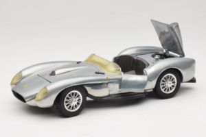 Ferrari Testa Rossa Chrome Silver Hot Wheels 1:18 25737 メタル - 画像 2/8