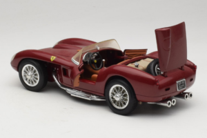 Ferrari Testa Rossa ダークレッド Shell Shell 1:18 40026 メタル - 画像 5/8