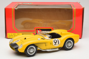 Ferrari 250 Testa Rossa #91 イエロー リミテッドエディション Bburago 1:18 3007-Y1 メタル - 画像 8/8