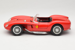 Ferrari 250 Testa Rossa レッド Bburago 1:18 3007-P2 メタル - 画像 4/8