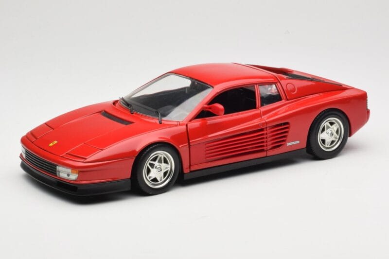 Ferrari Testarossa レッド Hot Wheels 1:18 23918 メタル