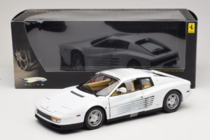 Ferrari Testarossa ホワイト Miami Vice Hot Wheels 1:18 P9904 メタル - 画像 6/6