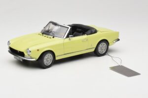 Fiat 124 Spider BS1 イエロー Sun Star 1:18 4921 メタル