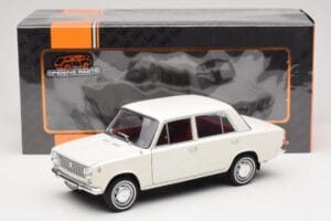 Fiat 124 ホワイト IXO 1:18 18CMC205OP メタル - 画像 8/8