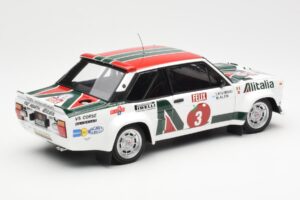 Fiat 131 Abarth #3 M. Alen / I. Kivimaki Winner Rally 1000 Lakes 1980 Kyosho 1:18 08376H メタル - 画像 3/8