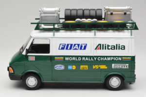 Fiat 242 Alitalia Rally Team Assistance With Trailer 1978 IXO 1:18 18CMC027WX メタル - 画像 4/7