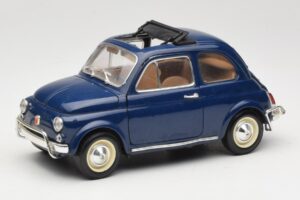Fiat 500 L ブルー Bburago 1:18 3327 メタル