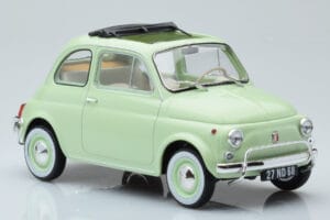 Fiat 500 L ライトグリーン Norev 1:18 187773 メタル - 画像 4/6
