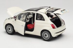 Fiat 500 ホワイト Mondo Motors 1:18 500291 メタル - 画像 5/8