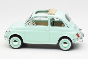 Fiat 500L パステルブルー Norev 1:18 187777 メタル - 画像 3/6