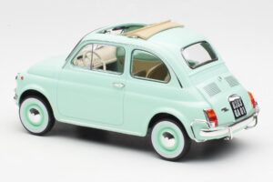 Fiat 500L パステルブルー Norev 1:18 187777 メタル - 画像 5/6