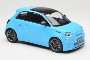 Abarth 500e ブルー IXO 1:18 MCG18499 メタル - 画像 4/6