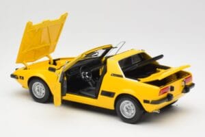Fiat X1/9 イエロー Minichamps 1:18 100121664 メタル - 画像 5/8