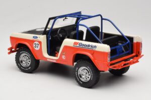 Ford Bronco Baja #37 1966 GreenLight 1:18 19037 メタル - 画像 5/6