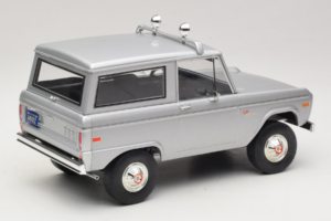 Ford Bronco Speed Movie GreenLight 1:18 19074 メタル - 画像 3/7