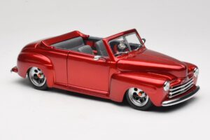 Ford Cabriolet Red Metallic Road Signature 1:18 30028 メタル - 画像 6/8
