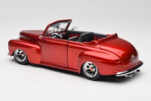 Ford Cabriolet Red Metallic Road Signature 1:18 30028 メタル - 画像 7/8