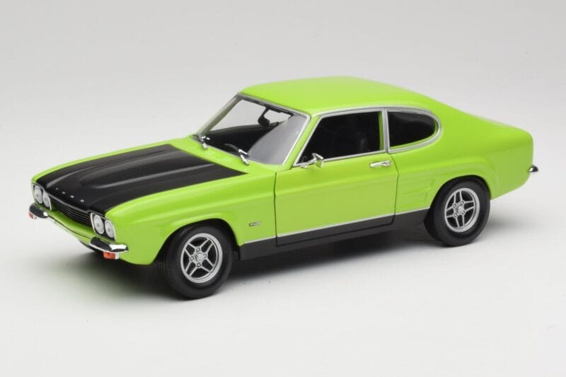 Ford Capri Mk1 RS 2600 グリーン & ブラック Minichamps 1:18 150089075 メタル