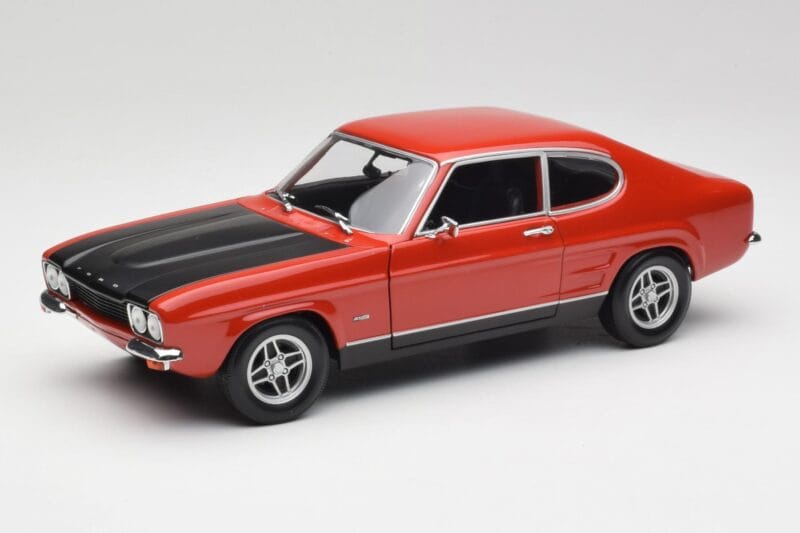 Ford Capri Mk1 RS 2600 レッド & ブラック Minichamps 1:18 150089076 メタル