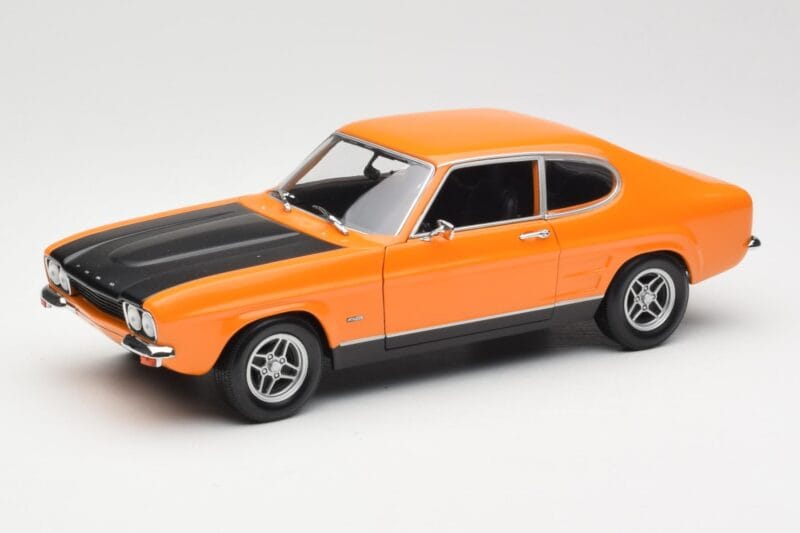 Ford Capri Mk1 RS 2600 Signal Orange ブラック Minichamps 1:18 150089077 メタル