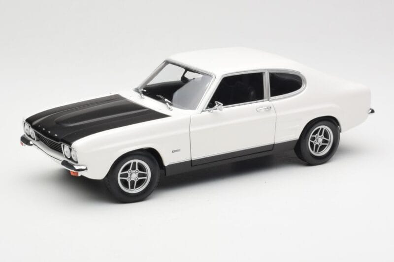 Ford Capri Mk1 RS 2600 ホワイト ブラック Minichamps 1:18 150089078 メタル