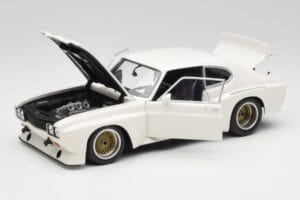 Ford Capri RS 3100 ホワイト リミテッドエディション Minichamps 1:18 183748003 メタル - 画像 2/8