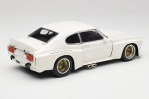 Ford Capri RS 3100 ホワイト リミテッドエディション Minichamps 1:18 183748003 メタル - 画像 3/8