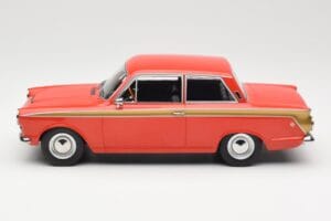 Ford Cortina Lotus Red & Gold Stripe MCG 1:18 MCG18532 メタル - 画像 3/6