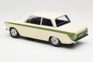 Ford Cortina Lotus White & Green Stripe MCG 1:18 MCG18434 メタル - 画像 5/6