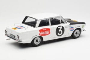 Ford Cortina Mk1 #3 P. Hughes / B. Young African Safari Rally 1964 AUTOart 1:18 86428 メタル - 画像 3/8
