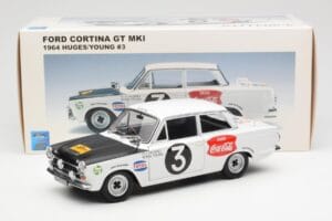 Ford Cortina Mk1 #3 P. Hughes / B. Young African Safari Rally 1964 AUTOart 1:18 86428 メタル - 画像 8/8