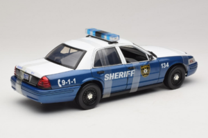 Ford Crown Victoria Police Interceptor The Walking Dead Greenlight 1:18 12957 メタル - 画像 2/6