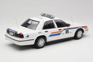 Ford Crown Victoria RCMP Police Car AUTOart 1:18 72706 メタル - 画像 3/8