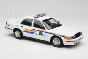 Ford Crown Victoria RCMP Police Car AUTOart 1:18 72706 メタル - 画像 6/8