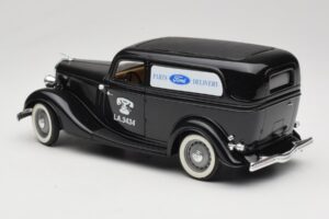 Ford Delivery Truck Ford Parts ブラック Solido 1:18 8417 メタル - 画像 7/8