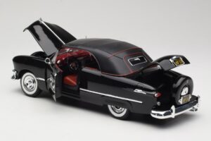 Ford Deluxe カブリオレ ブラック Maisto 1:18 31681 メタル - 画像 5/8