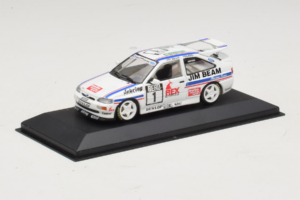 Ford Escort Cosworth #1 C. Hurtgen DTT 1994 Minichamps 1:43 430948201 メタル - 画像 2/4
