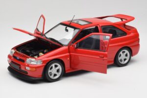 Ford Escort RS Cosworth ラジアント レッド Minichamps 1:18 150089021 メタル - 画像 2/8