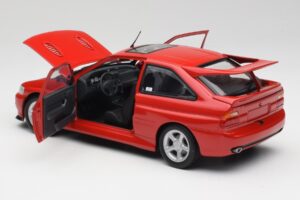 Ford Escort RS Cosworth ラジアント レッド Minichamps 1:18 150089021 メタル - 画像 5/8
